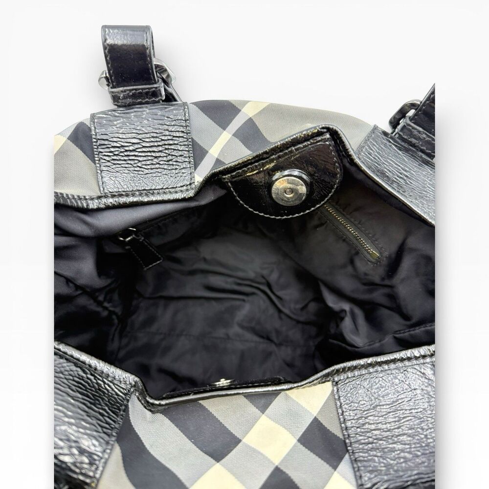 BURBERRY BEAT CHECK VICTORIA NYLON PATENT LEATHER TOTE BAG - Picture 6 of 12
